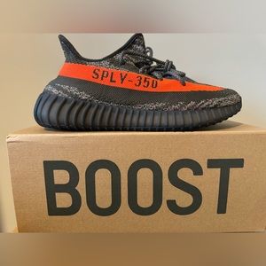 Authentic Men's Adidas Yeezy Boost 350 V2 Carbon Beluga Size 10.5
